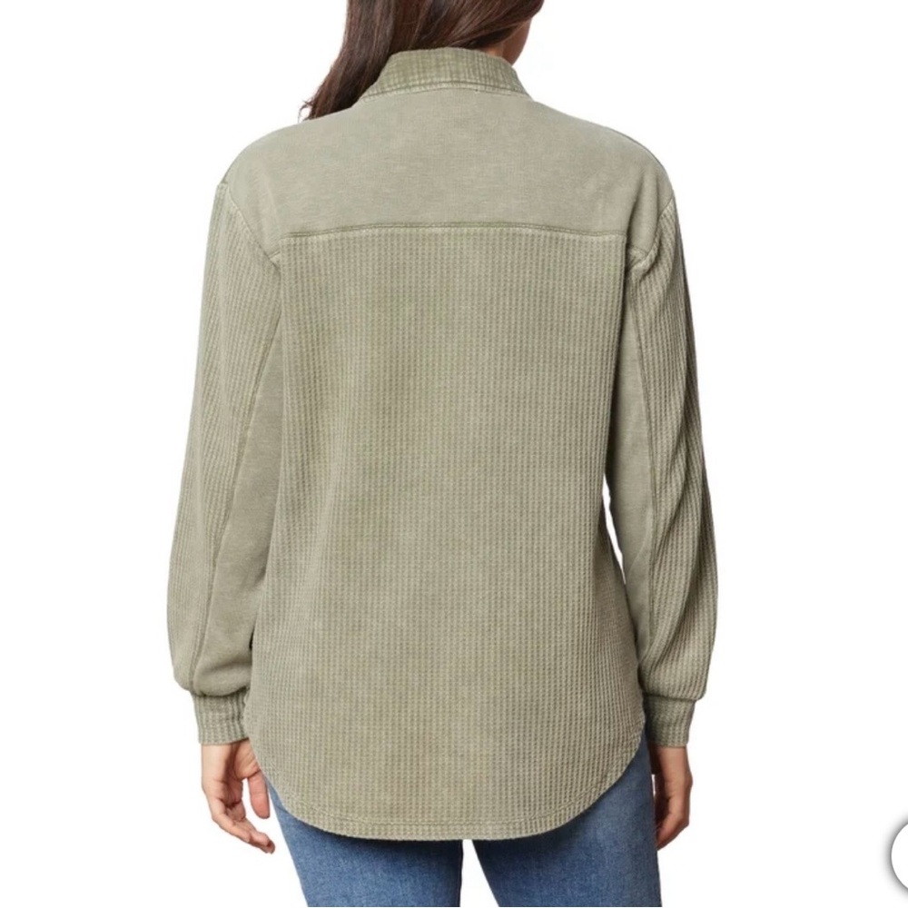 Briggs Women's Button Front
Waffle Shirt, S - Picture 3 of 4